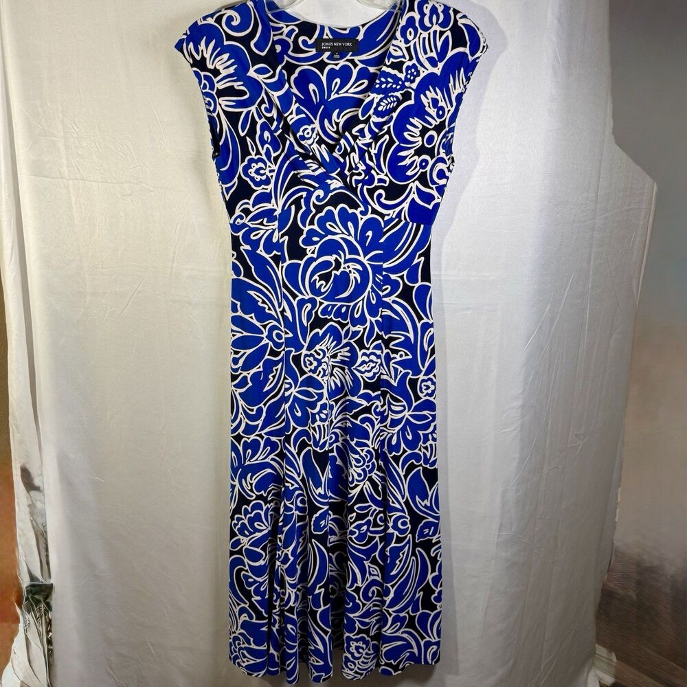 Jones New York Women’s Blue White Floral Print Sleeveless Dress Sizes 4 Dressy